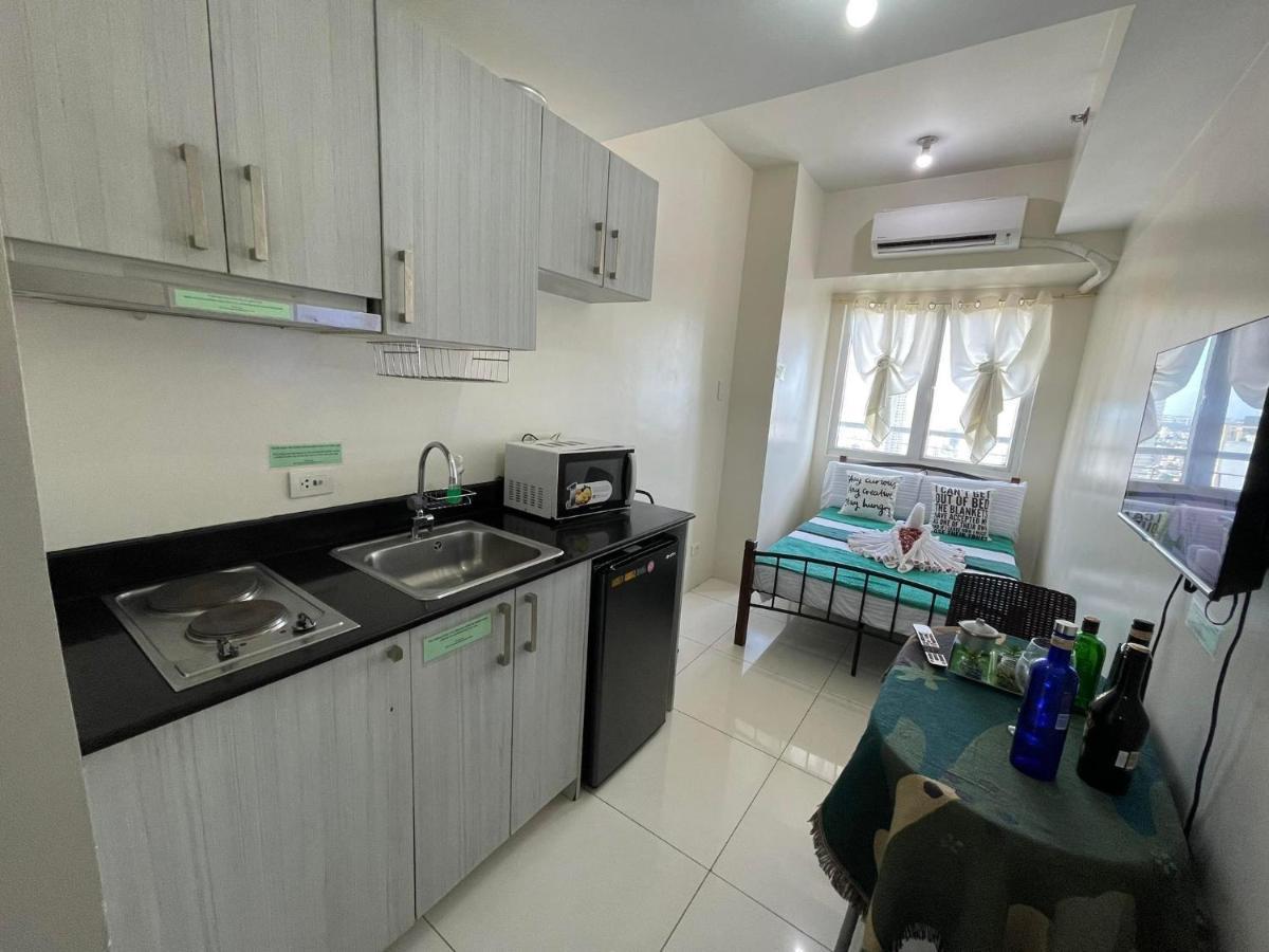 Stays At Green Residences 1 Studio Room Couples Bed With Complimentary Breakfast For 2 Manila Ngoại thất bức ảnh